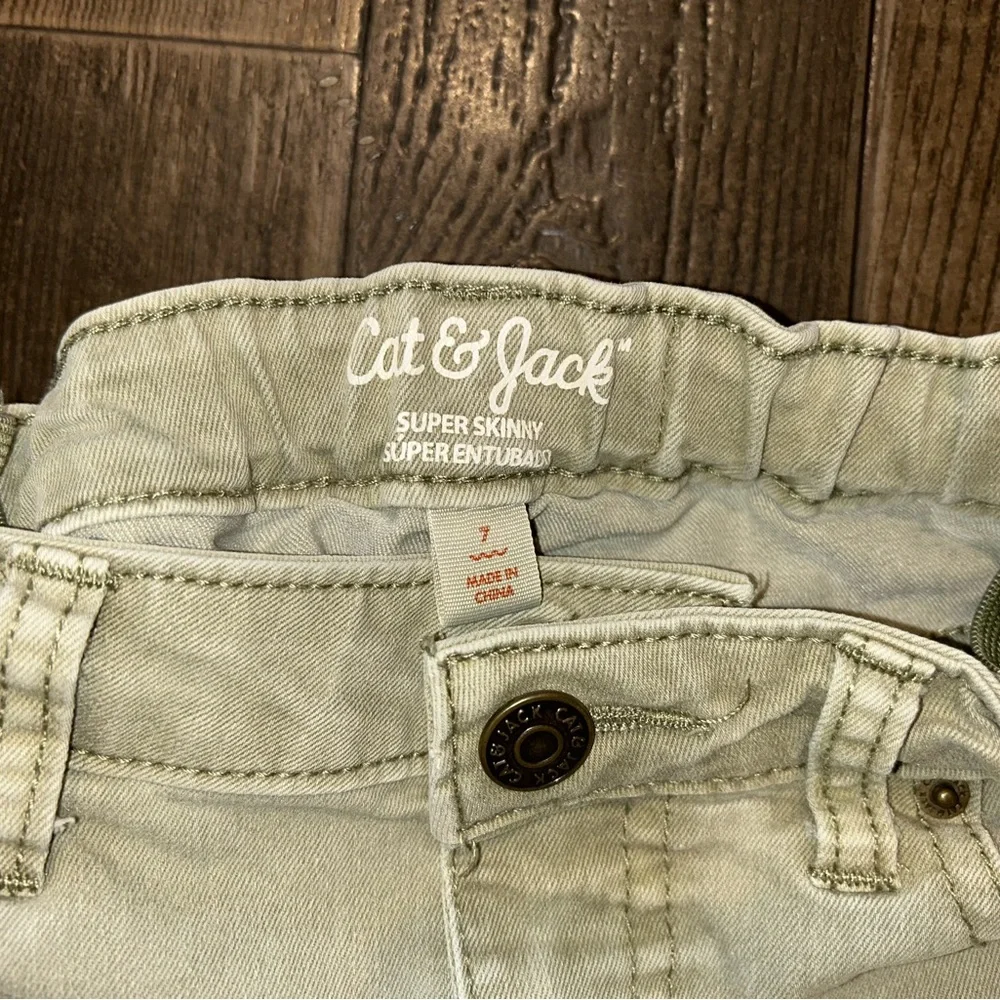 Cat & Jack Cream Skinny Corduroy Jeans for Kids - Picture 3 of 3